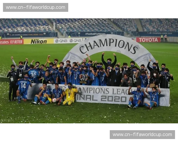 鲁能vs全北现代:东亚群雄逐鹿,巅峰对决谁主沉浮?